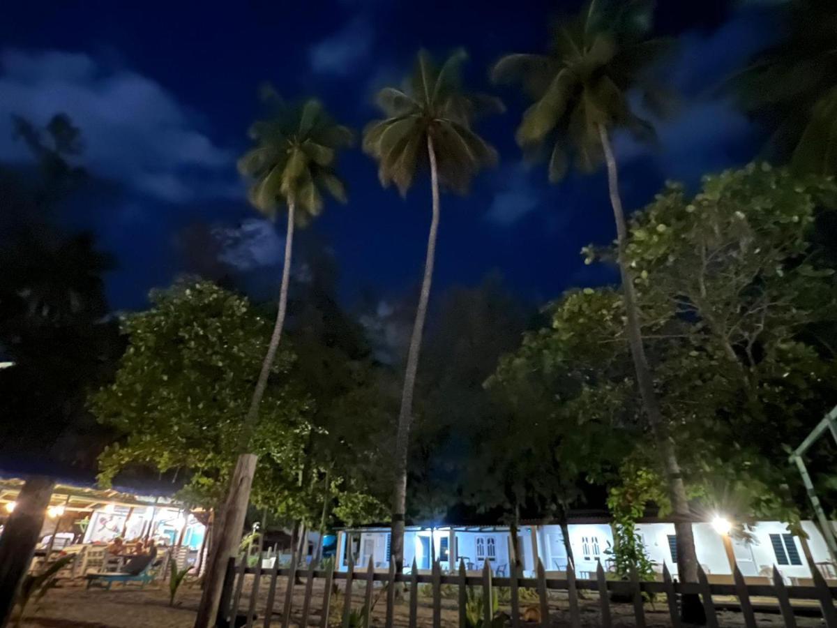 French Garden Regish Guest House Trincomalee Ngoại thất bức ảnh