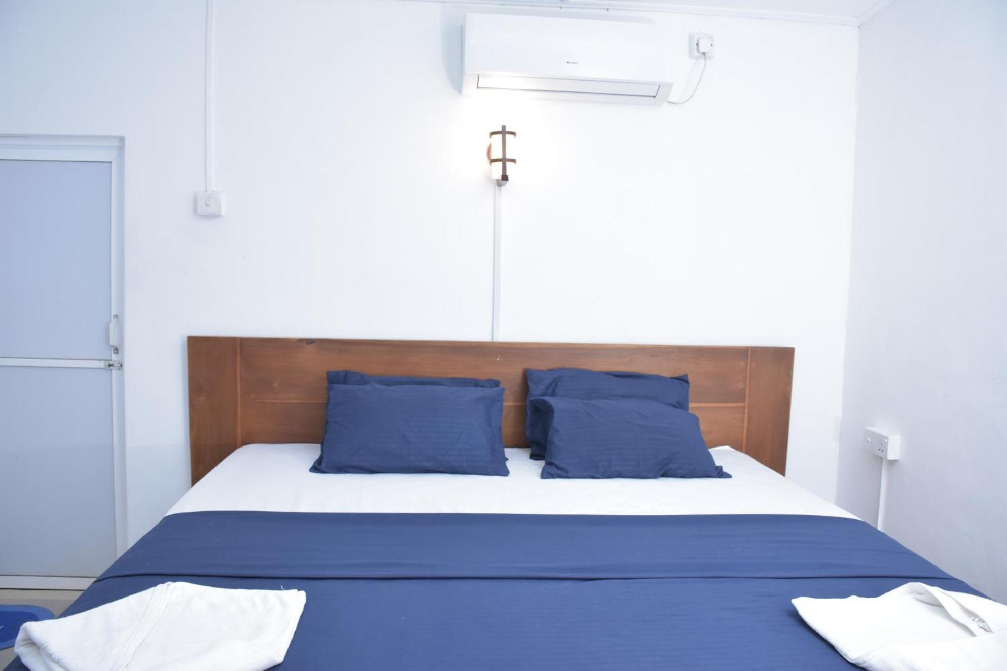 French Garden Regish Guest House Trincomalee Ngoại thất bức ảnh